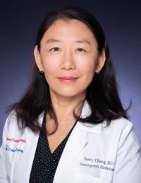Betty Chia-Wen Chang, MD Profile Headshot